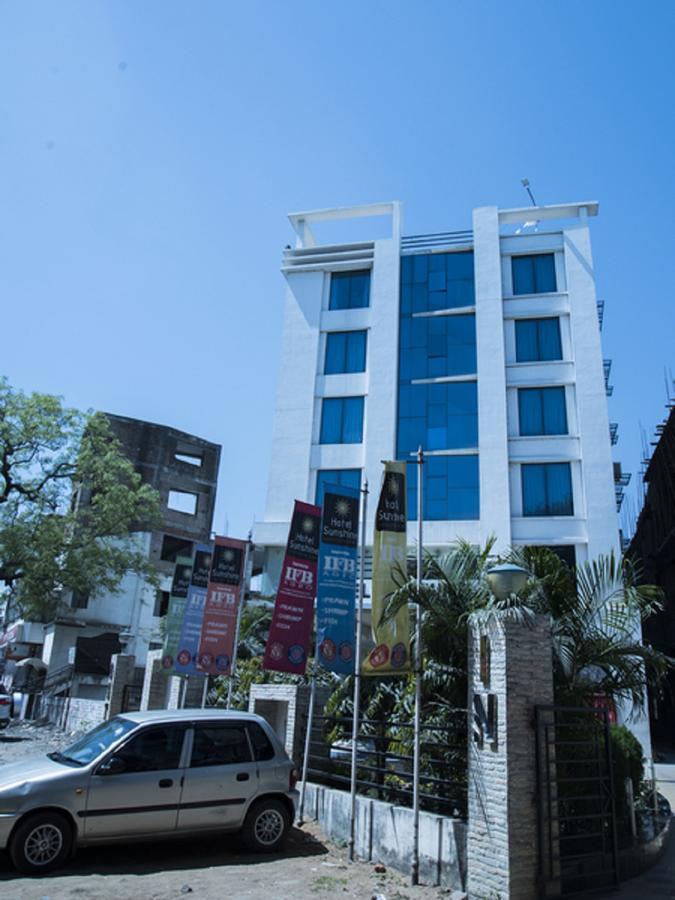 Hotel Sunshine Baharampur Eksteriør billede